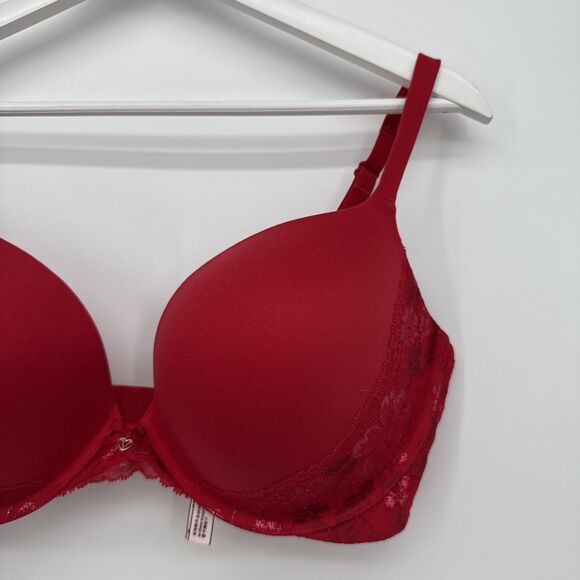 Victoria's Secret Bright Red Soft Pushup Bra Metallic Lace Size 38DD - Picture 3 of 9